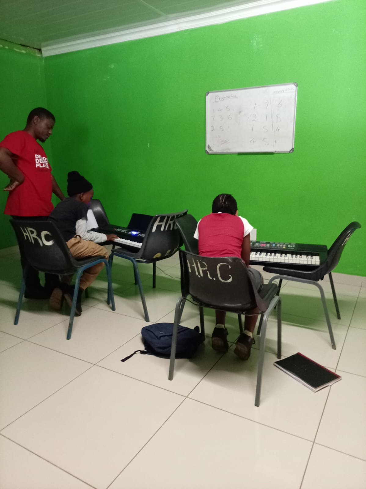 Keyboard lesson in progress — HRC classroom.